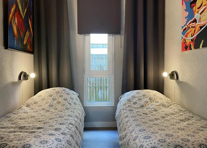 Дом отдыха Lovely In With Wifi