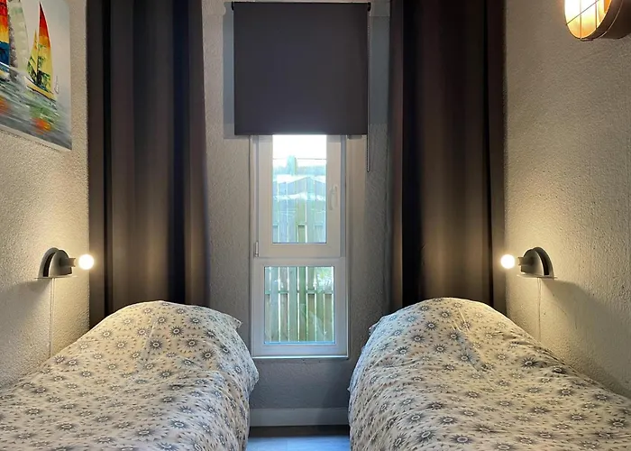 Дом отдыха Lovely In With Wifi